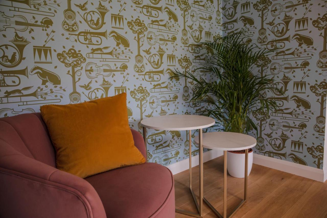 2 Bed Penthouse Apartment - 6 Plas Pistyll Buitenkant foto